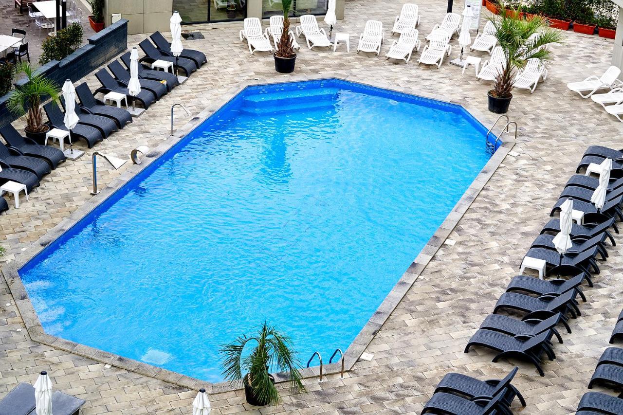 Black Sea Estate Apartment Spa N Pool Beach Resort Navodari Bagian luar foto