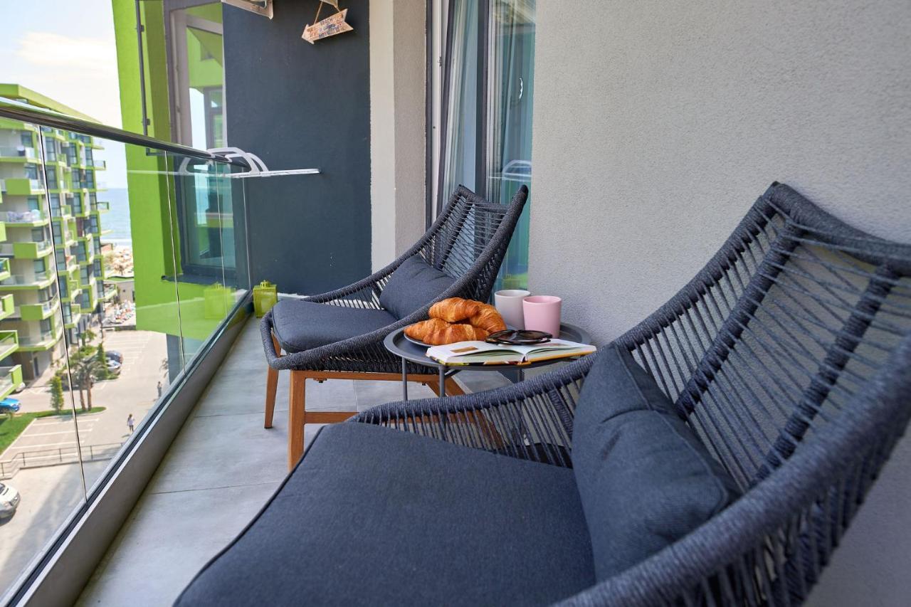 Black Sea Estate Apartment Spa N Pool Beach Resort Navodari Bagian luar foto