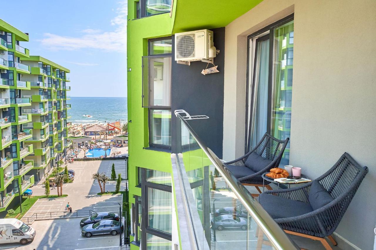 Black Sea Estate Apartment Spa N Pool Beach Resort Navodari Bagian luar foto