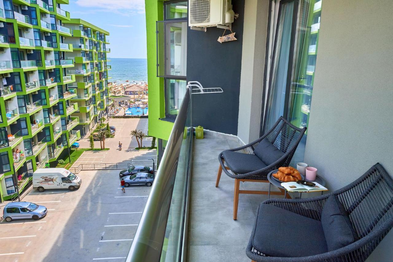 Black Sea Estate Apartment Spa N Pool Beach Resort Navodari Bagian luar foto