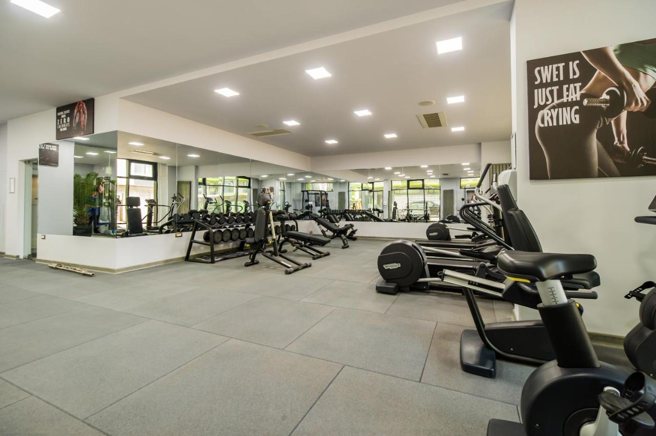 Black Sea Estate Apartment Spa N Pool Beach Resort Navodari Bagian luar foto